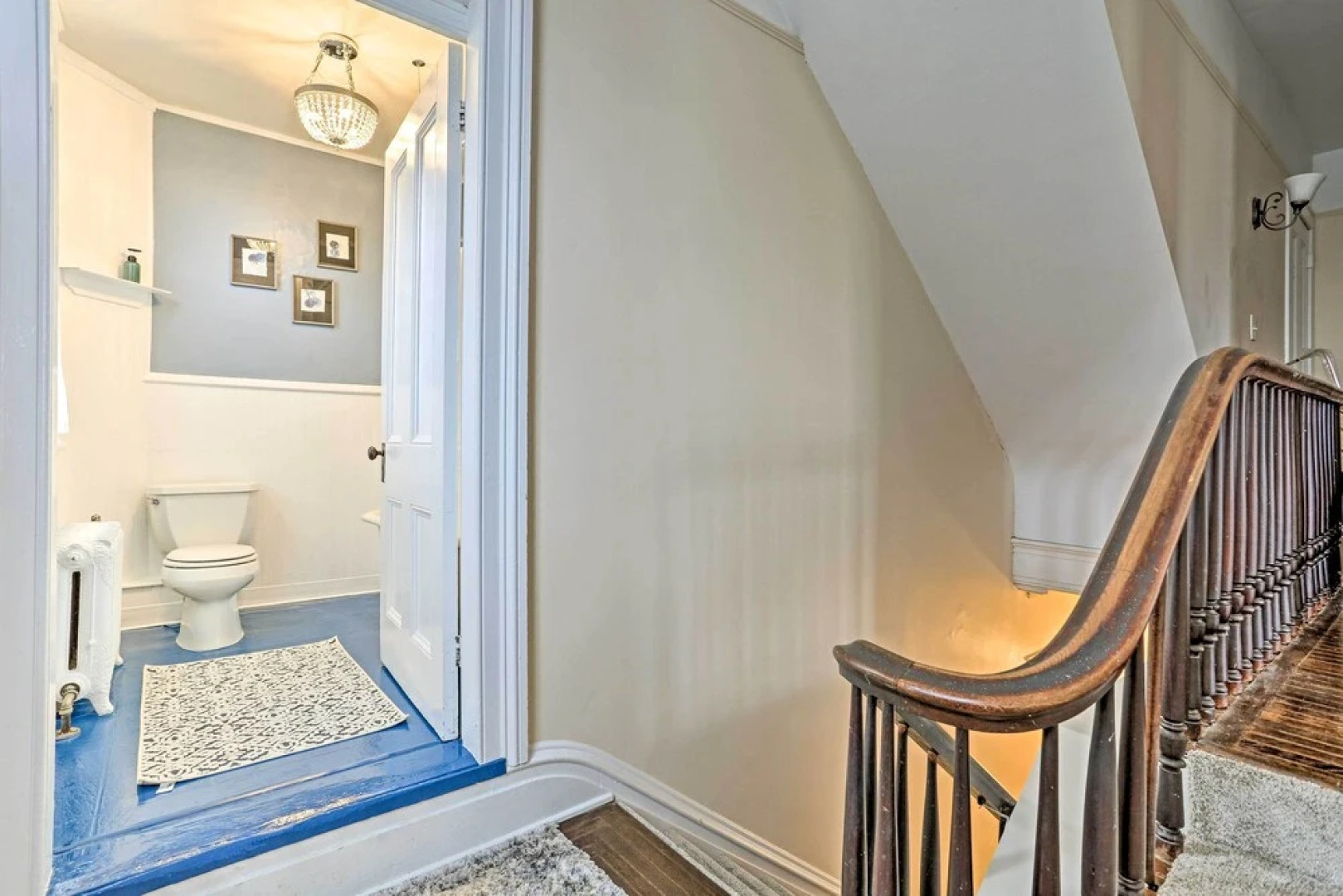 Historic Poughkeepsie Apt - Walkable Location