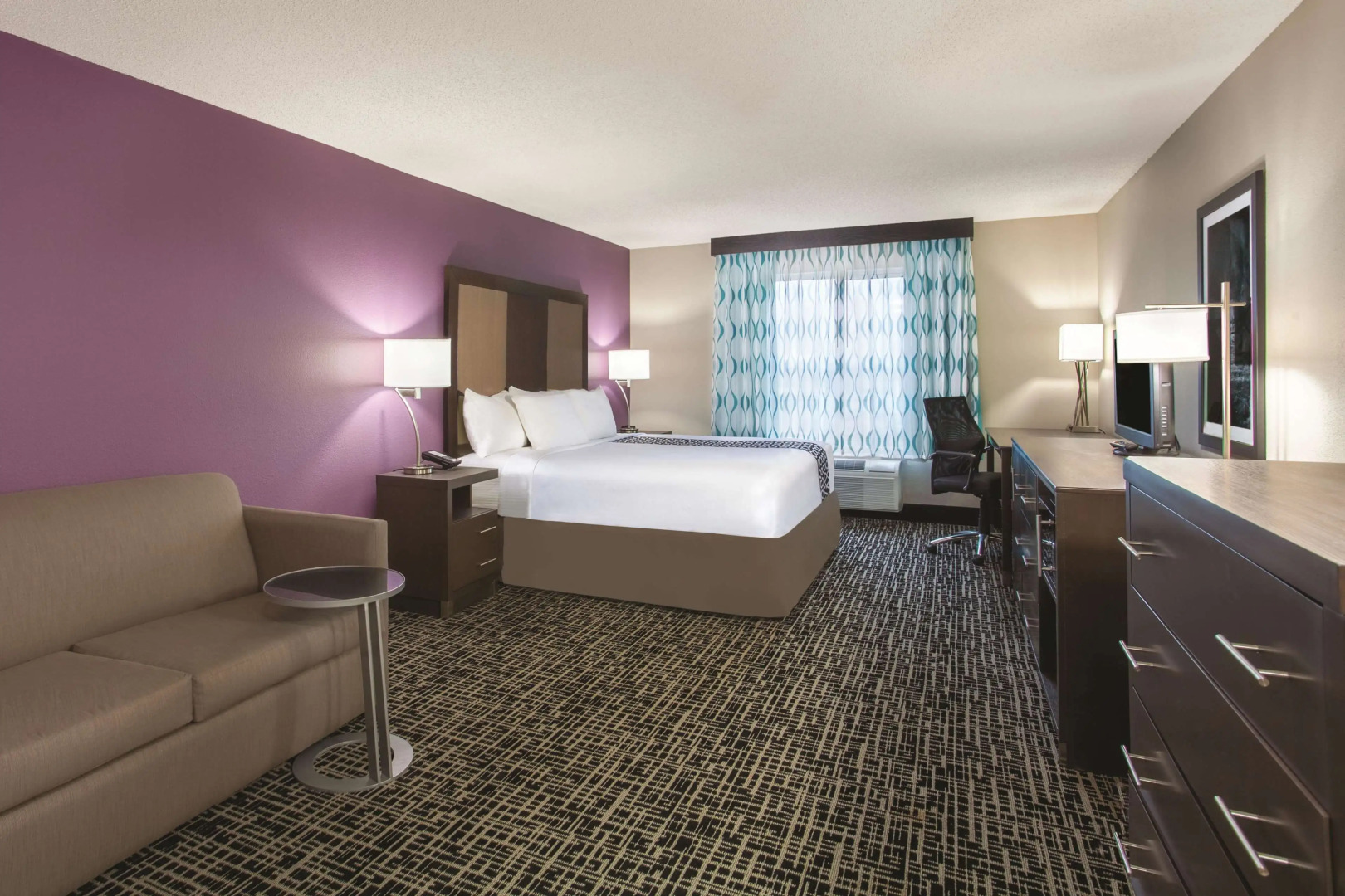 La Quinta Inn & Suites by Wyndham Hopkinsville