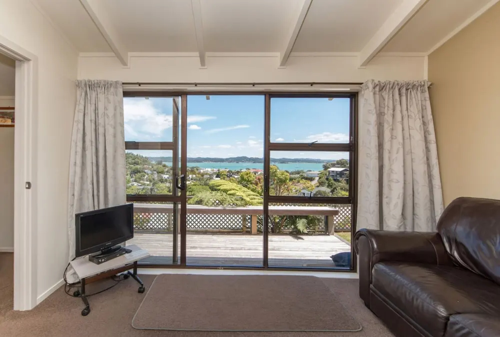 Russell Top 10 Holiday Villas