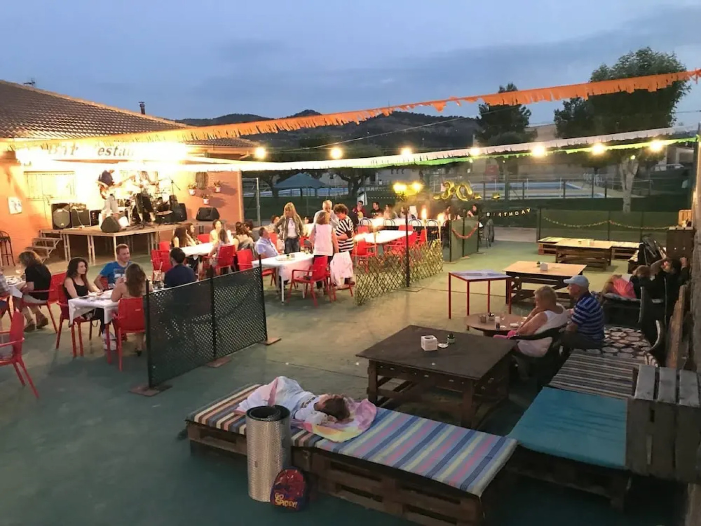 Camping Fuente de Regustrán