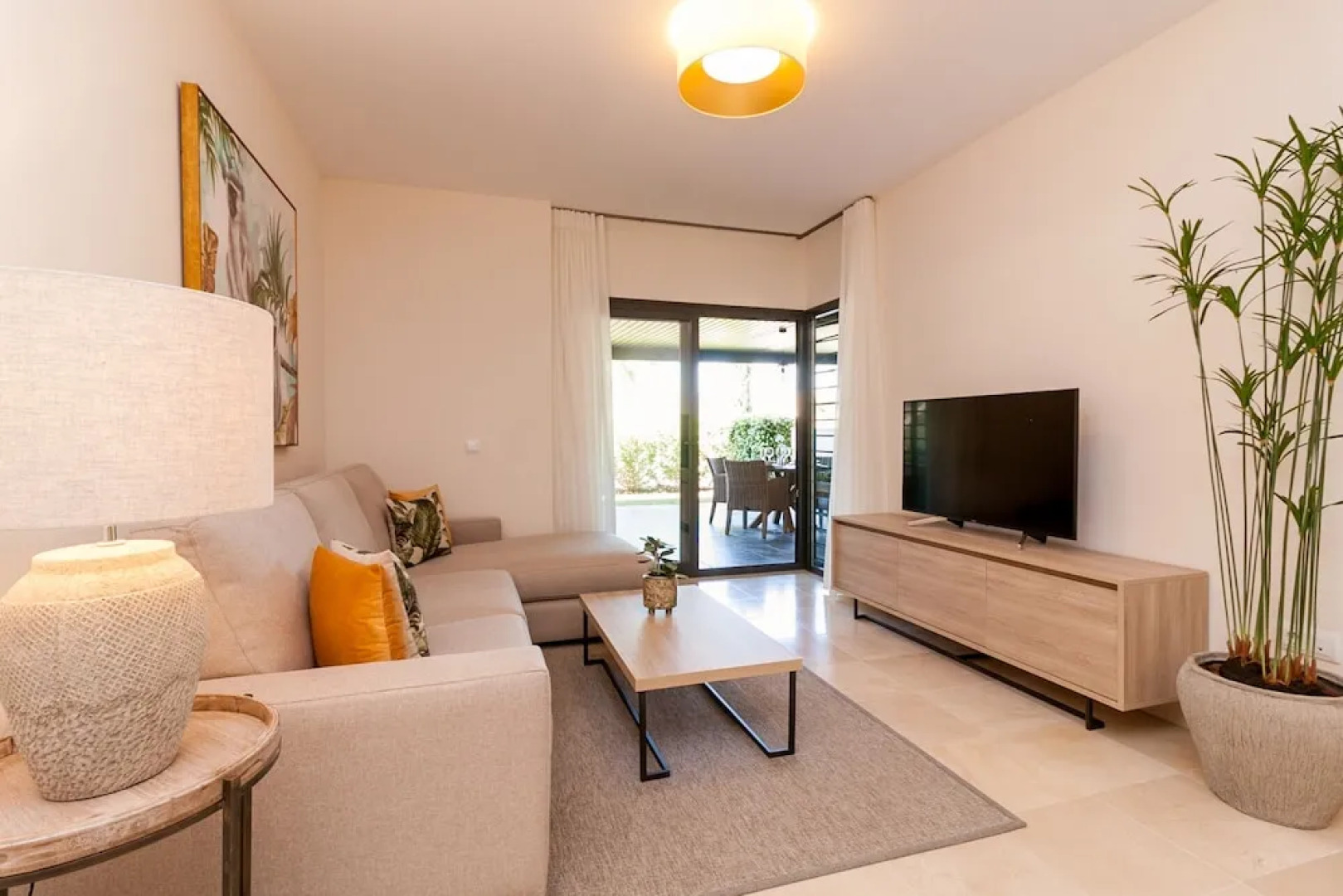 Flamingos Holiday Haven Canovas Apartment