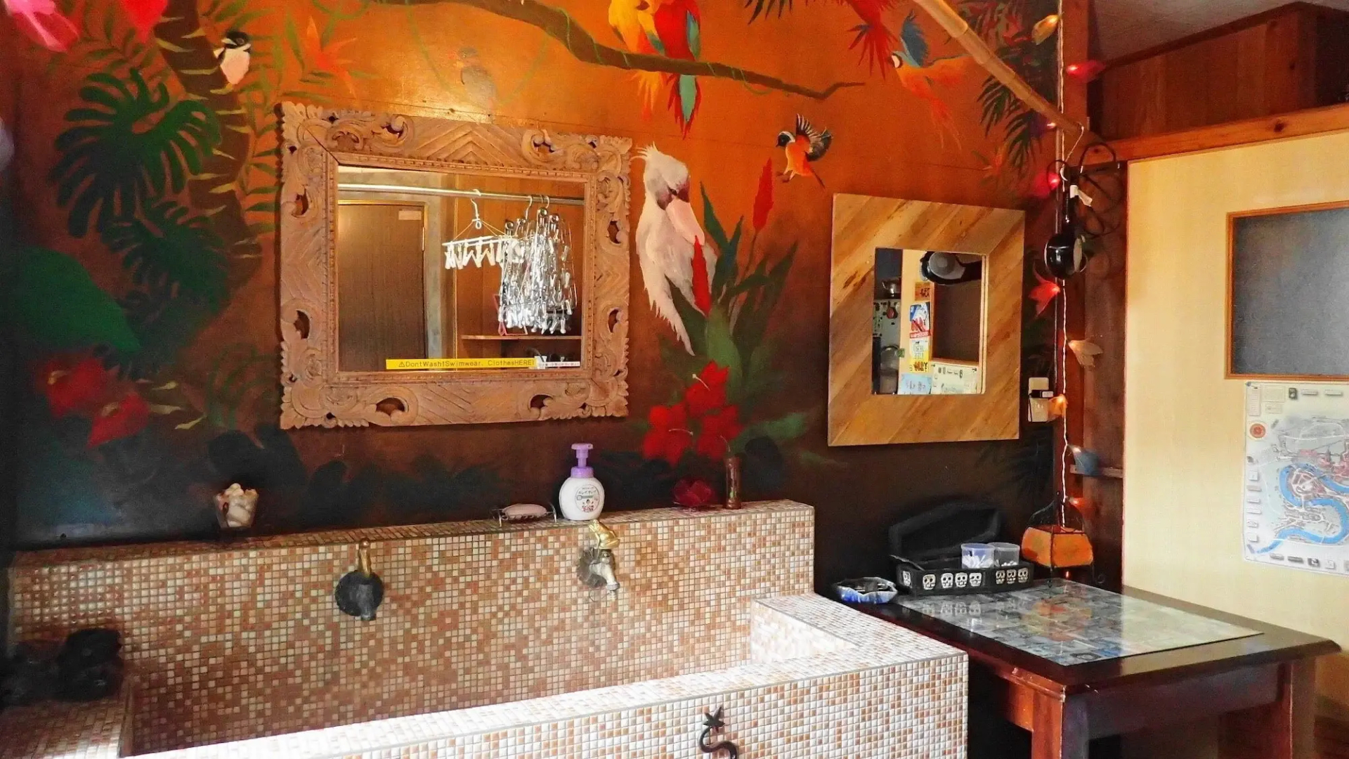 Hotel Hibiscus - Hostel