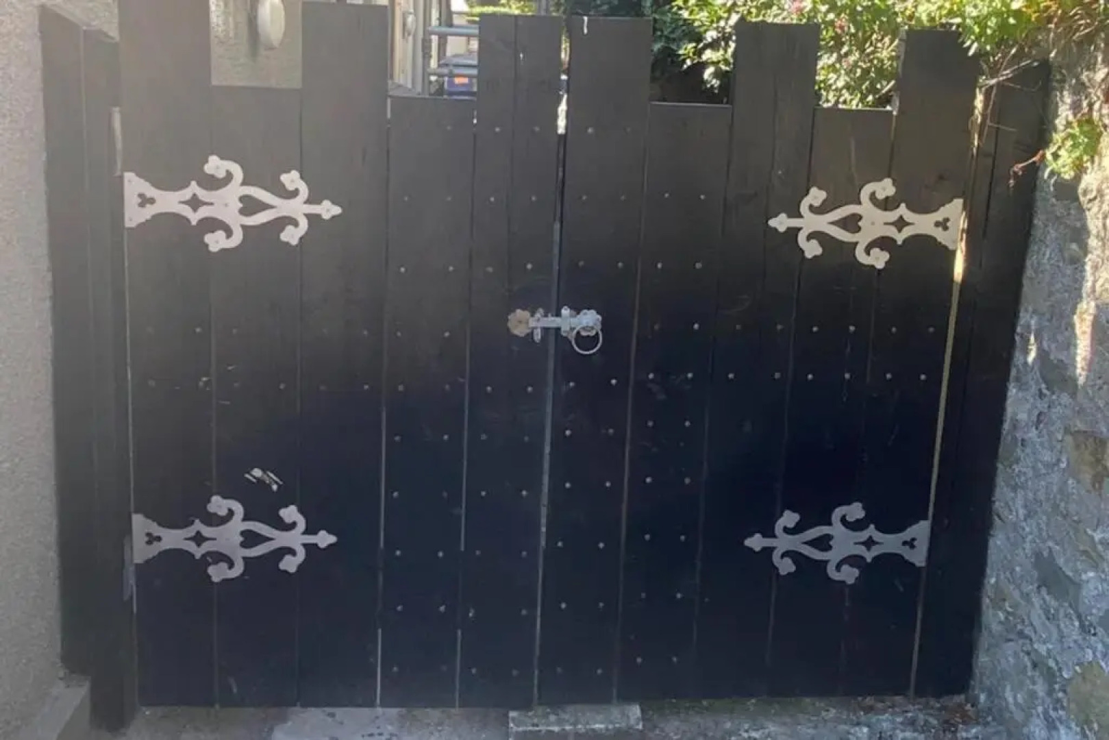 Seagulls Rest Marine Themed Seaview Apartment