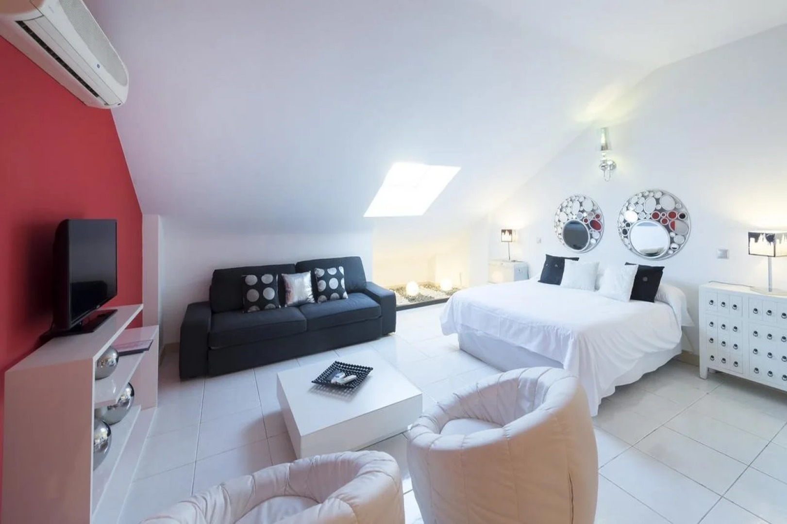 WooTravelling Plaza de Oriente HOMTELS