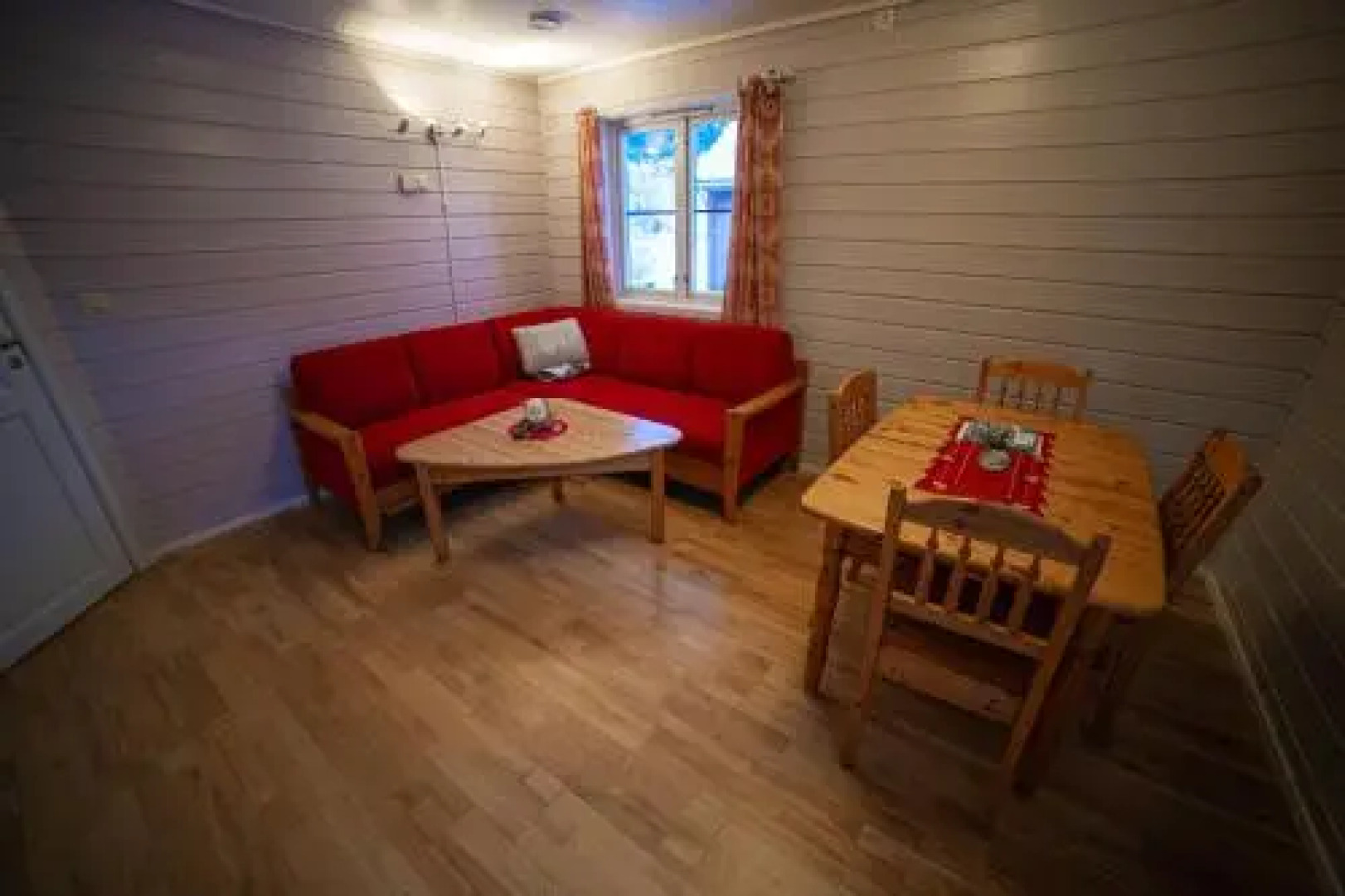 Førde Gjestehus og Camping