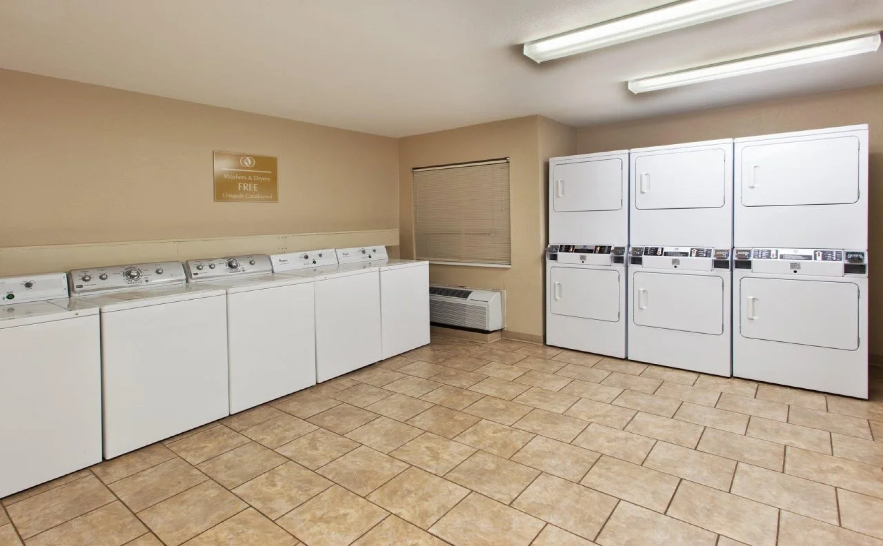 Sonesta Simply Suites Orange County Airport