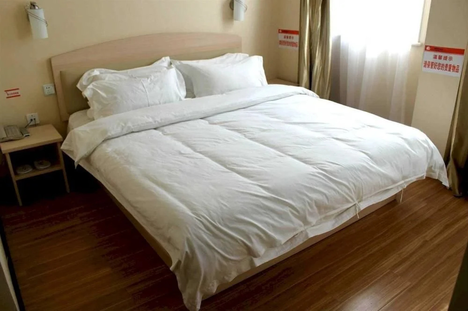 Yiyi Hot Business Hotel