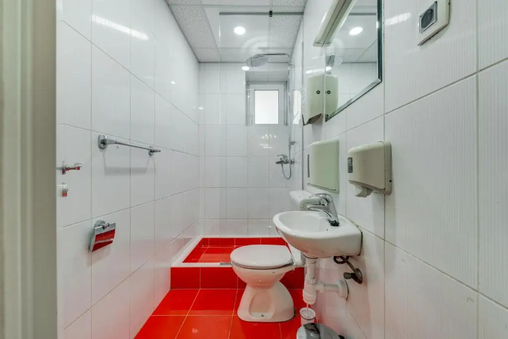 Hostel Colors of Adriatic - Youth Only