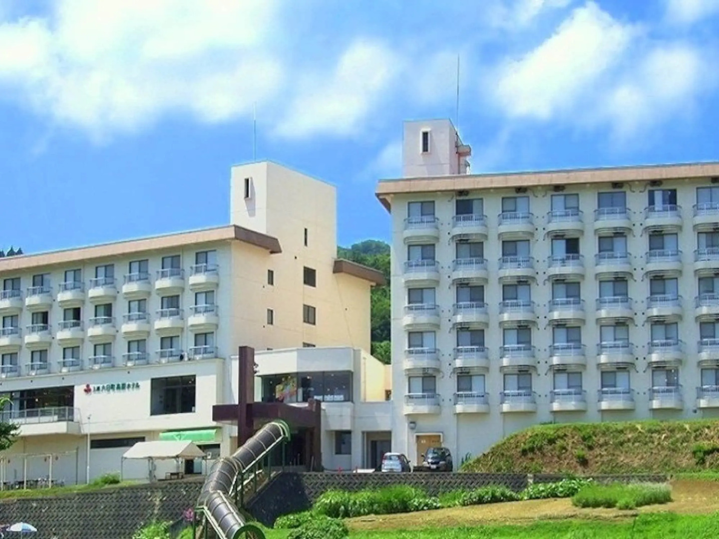 Muica Onsen Hotel