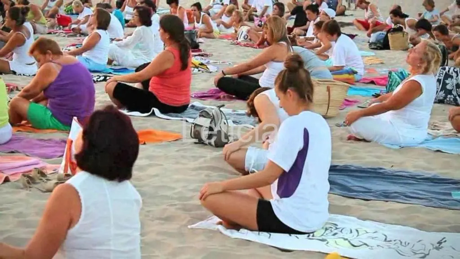 Townhouse-Air-conditioned-100-mt-from-the-sea