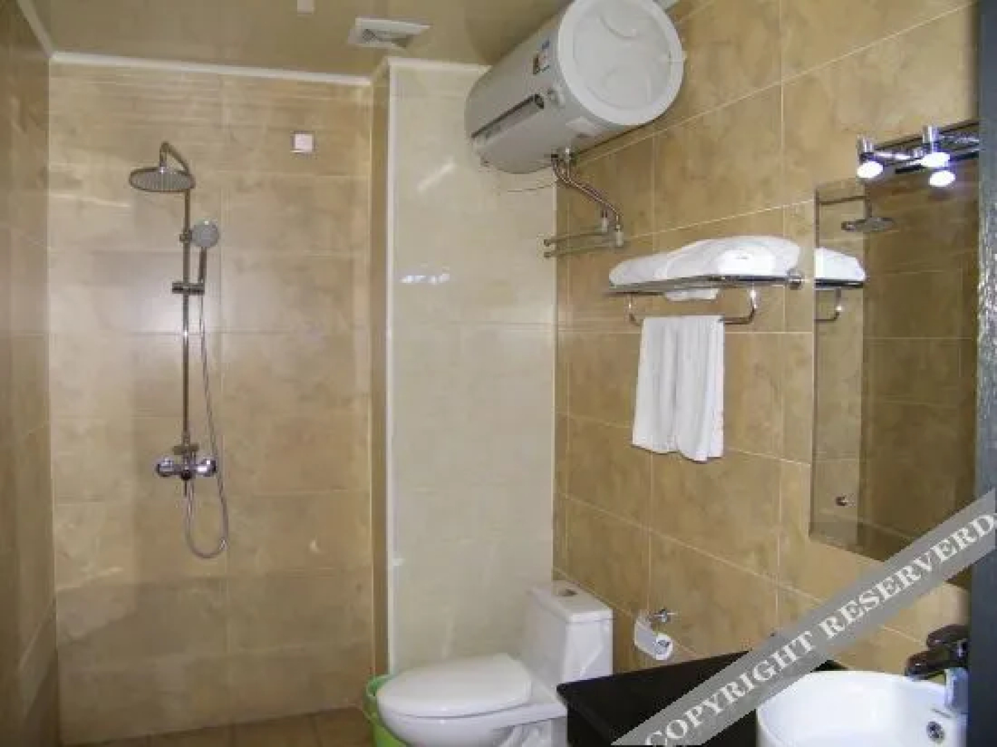 Quwo Heze Hotel