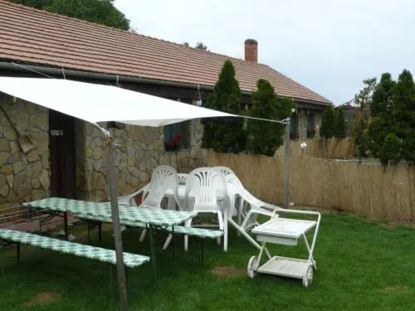 Ludad Kertekalja Vendégház