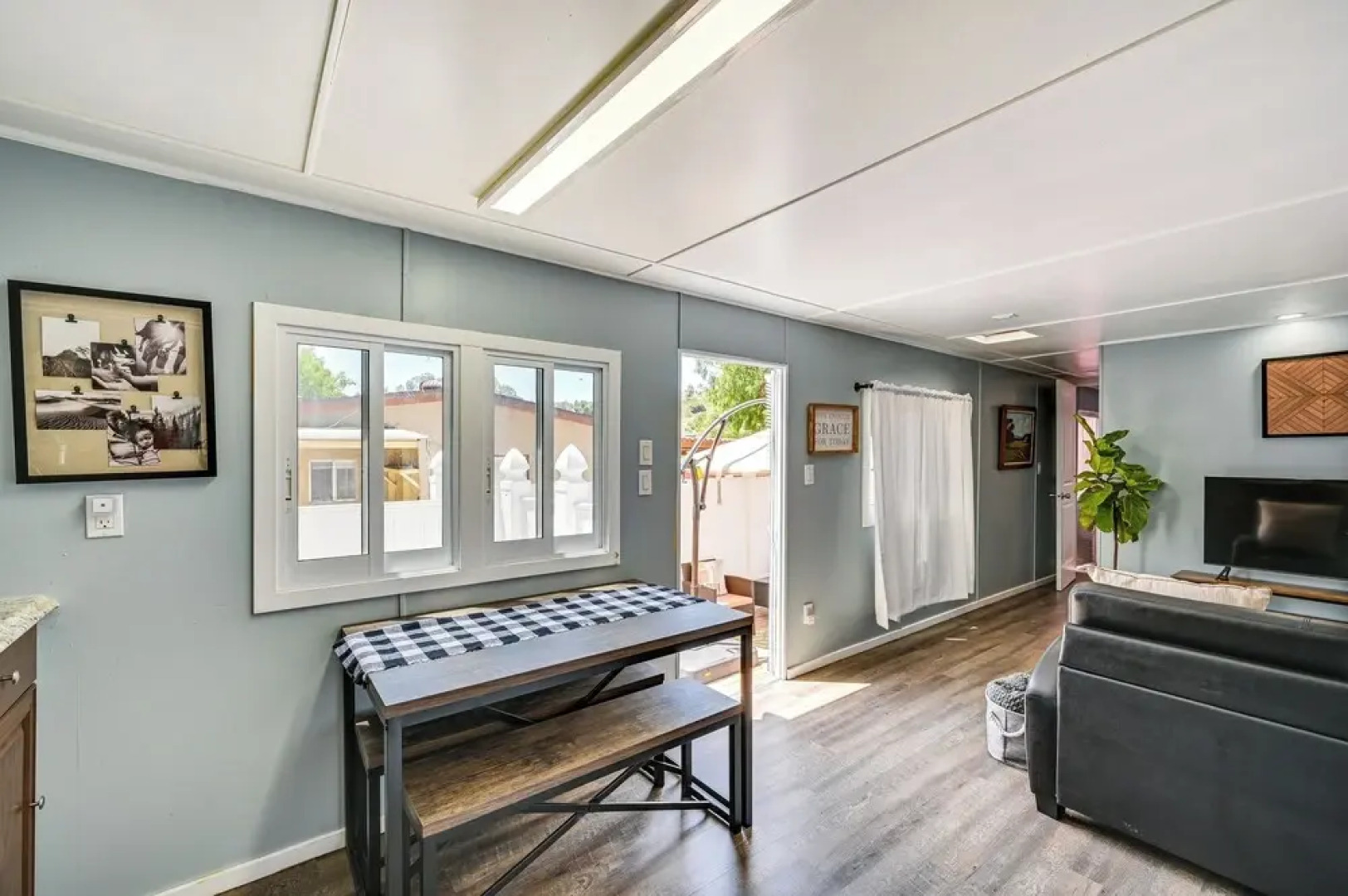 Low-key Poway Home ~ 20 Mi to La Jolla & San Diego