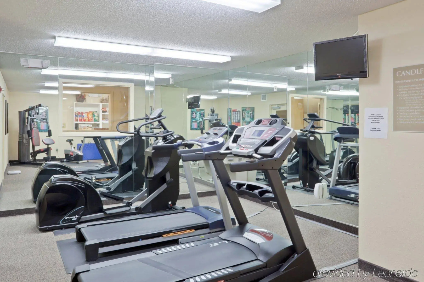 Candlewood Suites Topeka