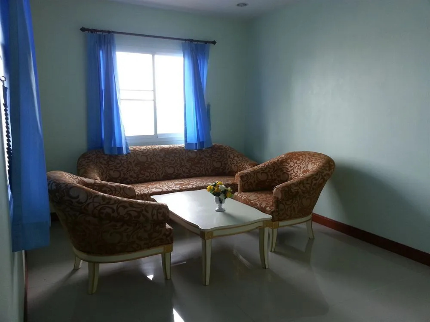 See View Riverside Hotel