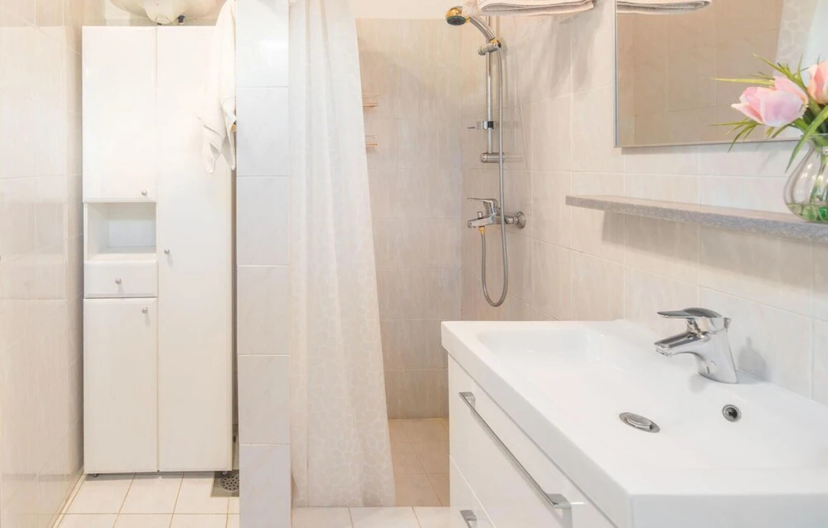 Amazing Apartment in Ravni With Wifi and 1 Bedrooms