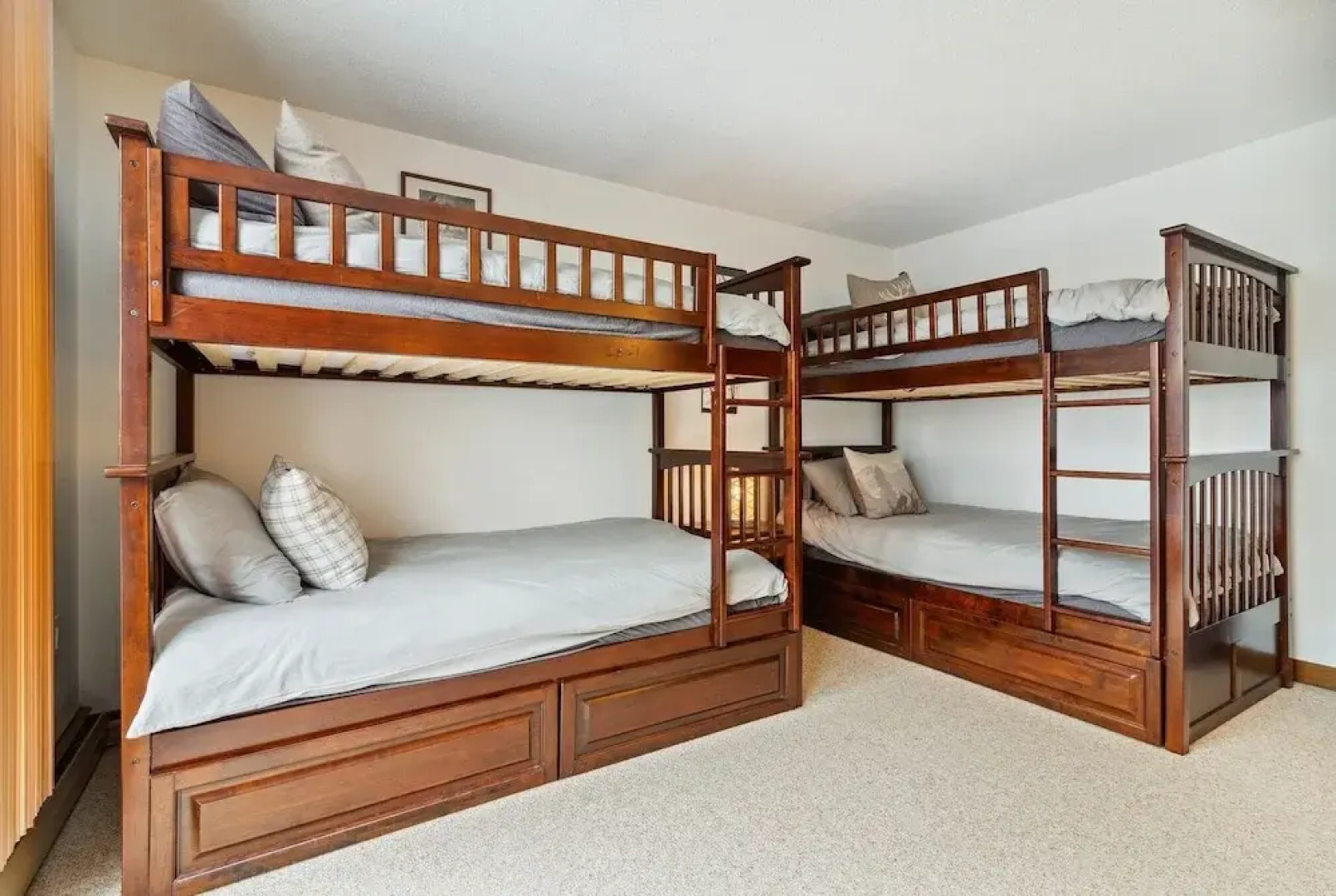 Slopeside In Okemo - Beautifully Renovated Spacious Family Townhouse 3 Bedroom Townhouse by RedAwning
