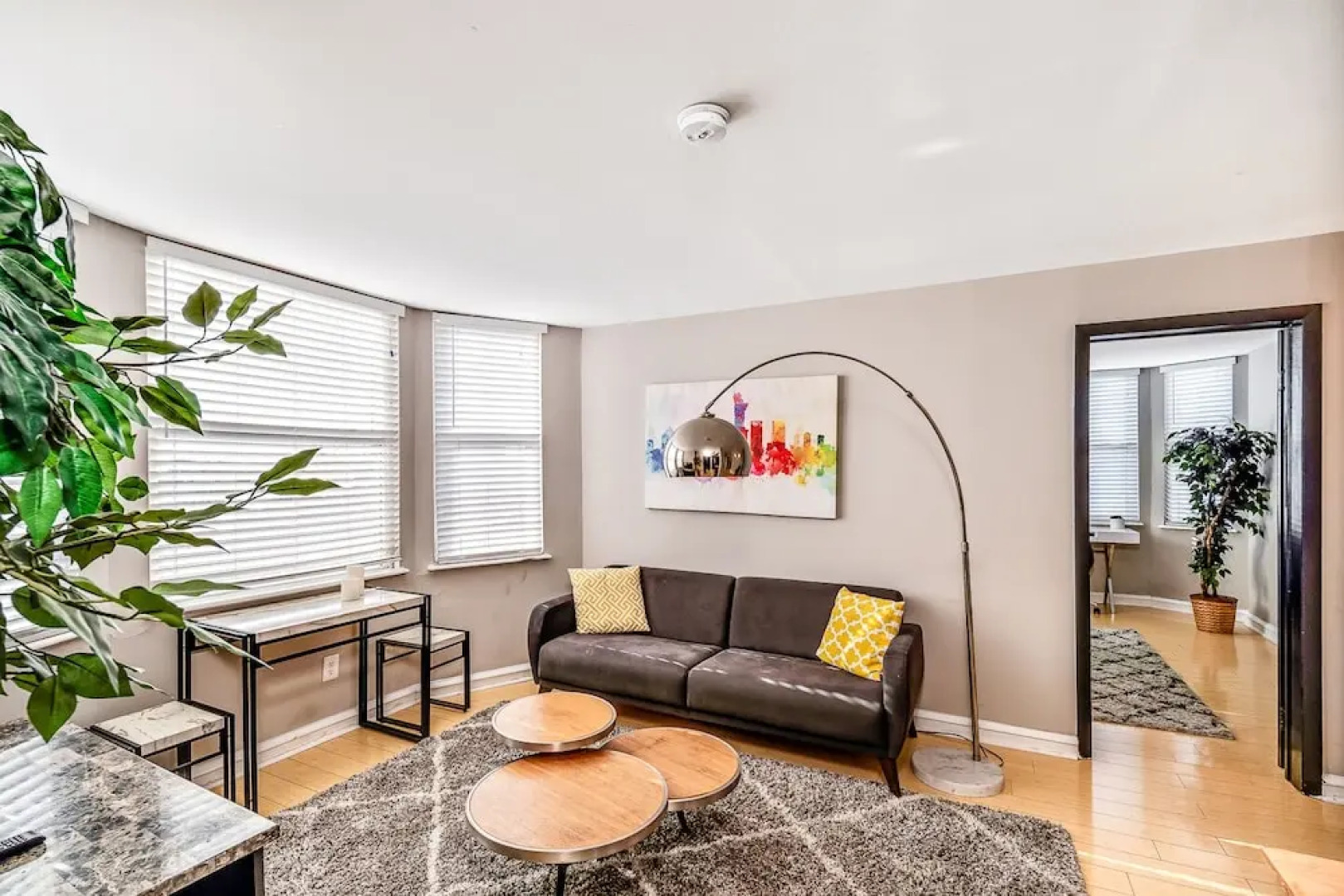 Rittenhouse Square 2BR Apartment