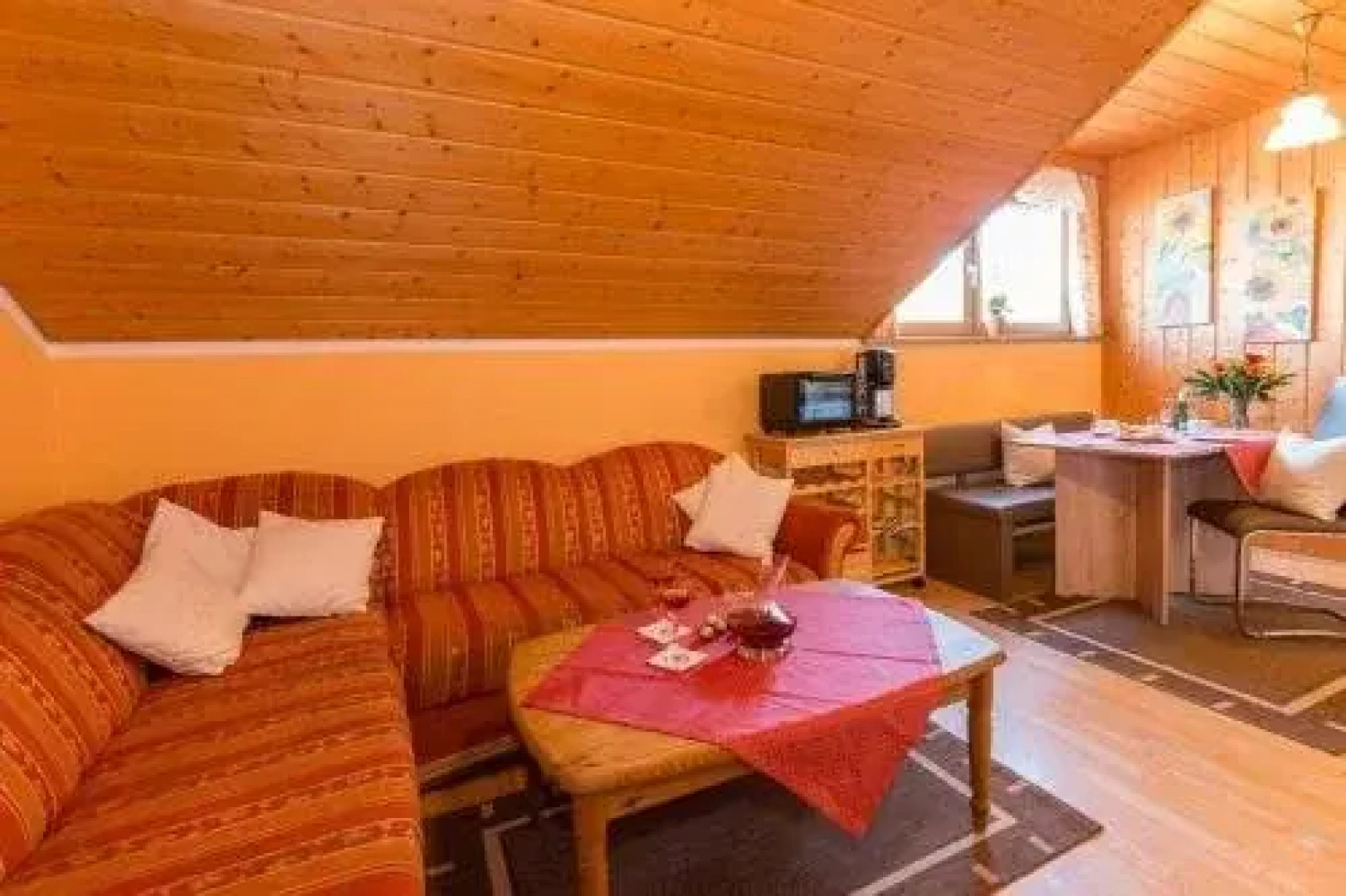 Almerhof - Waldferienhof Almer