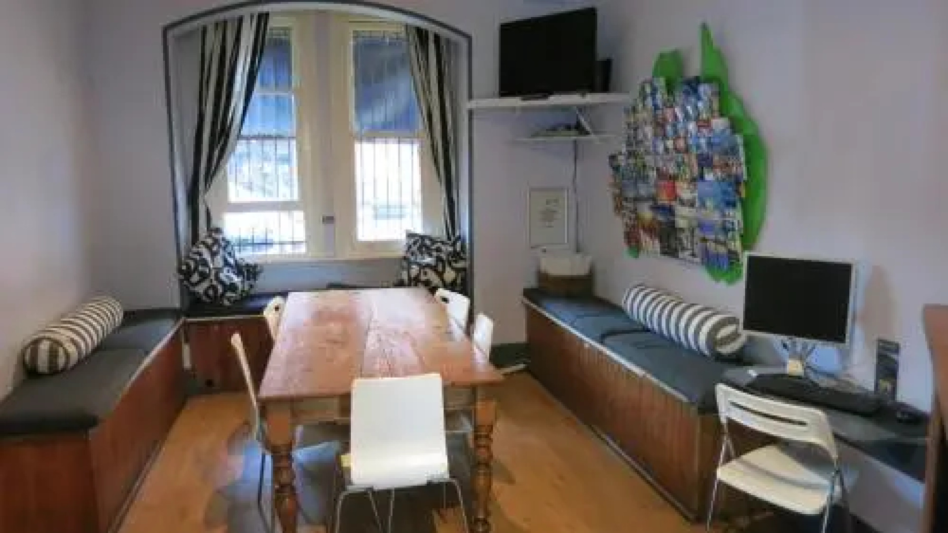 Kanga House Backpackers