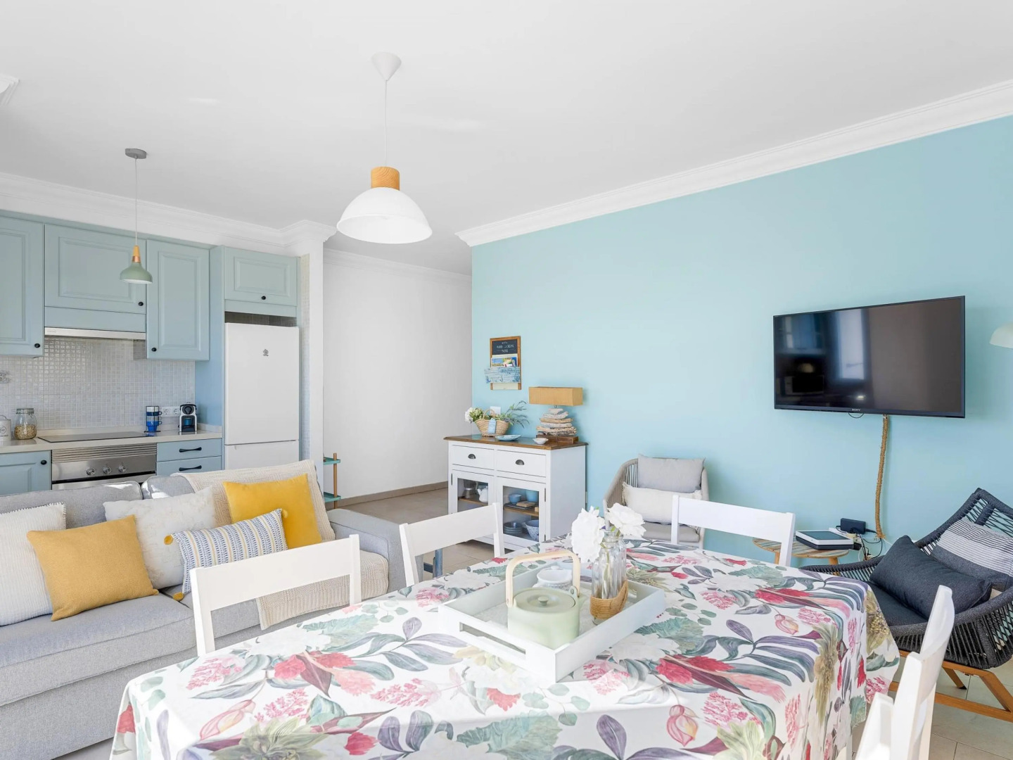 Boutique loft with BBQ terrace and ocean views