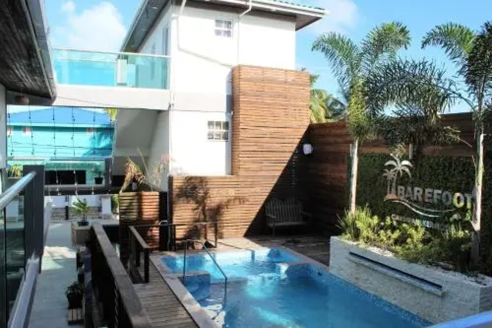Barefoot Caribe Hotel