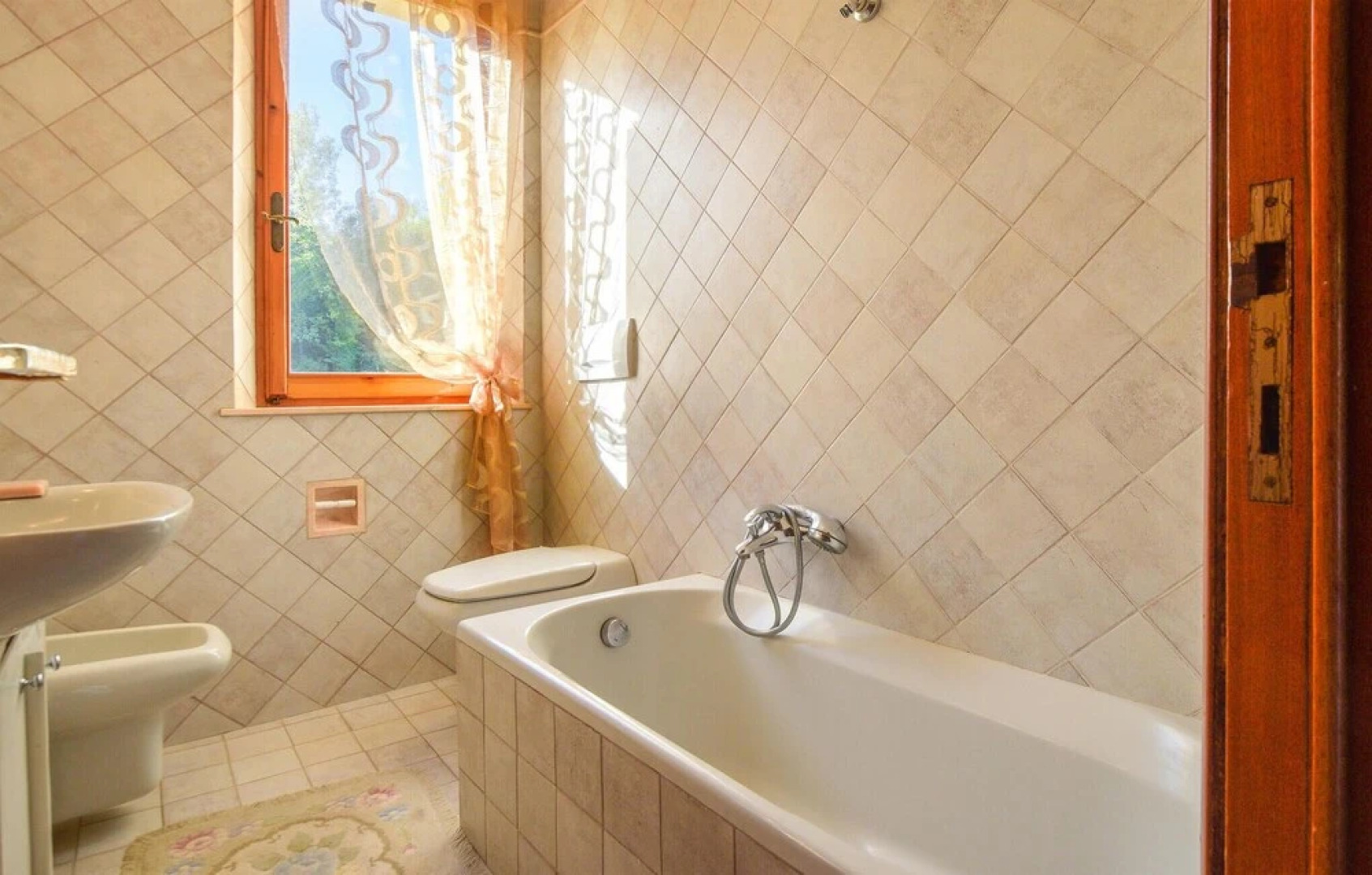 Amazing Apartment in Siena With 2 Bedrooms