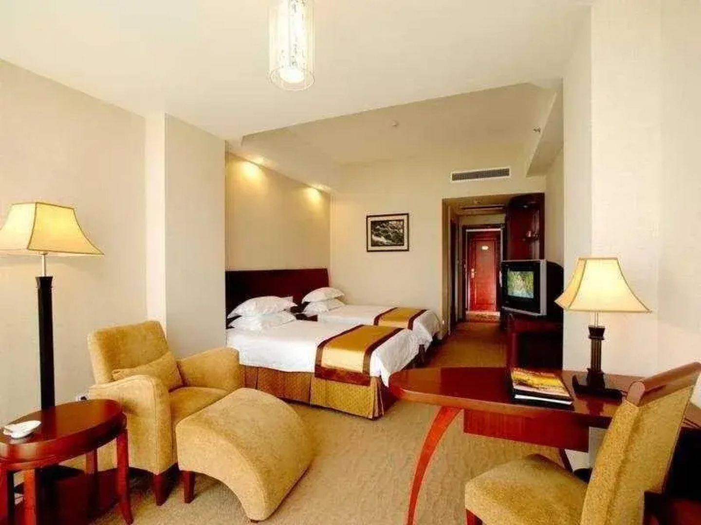 扬州人家国际大酒店