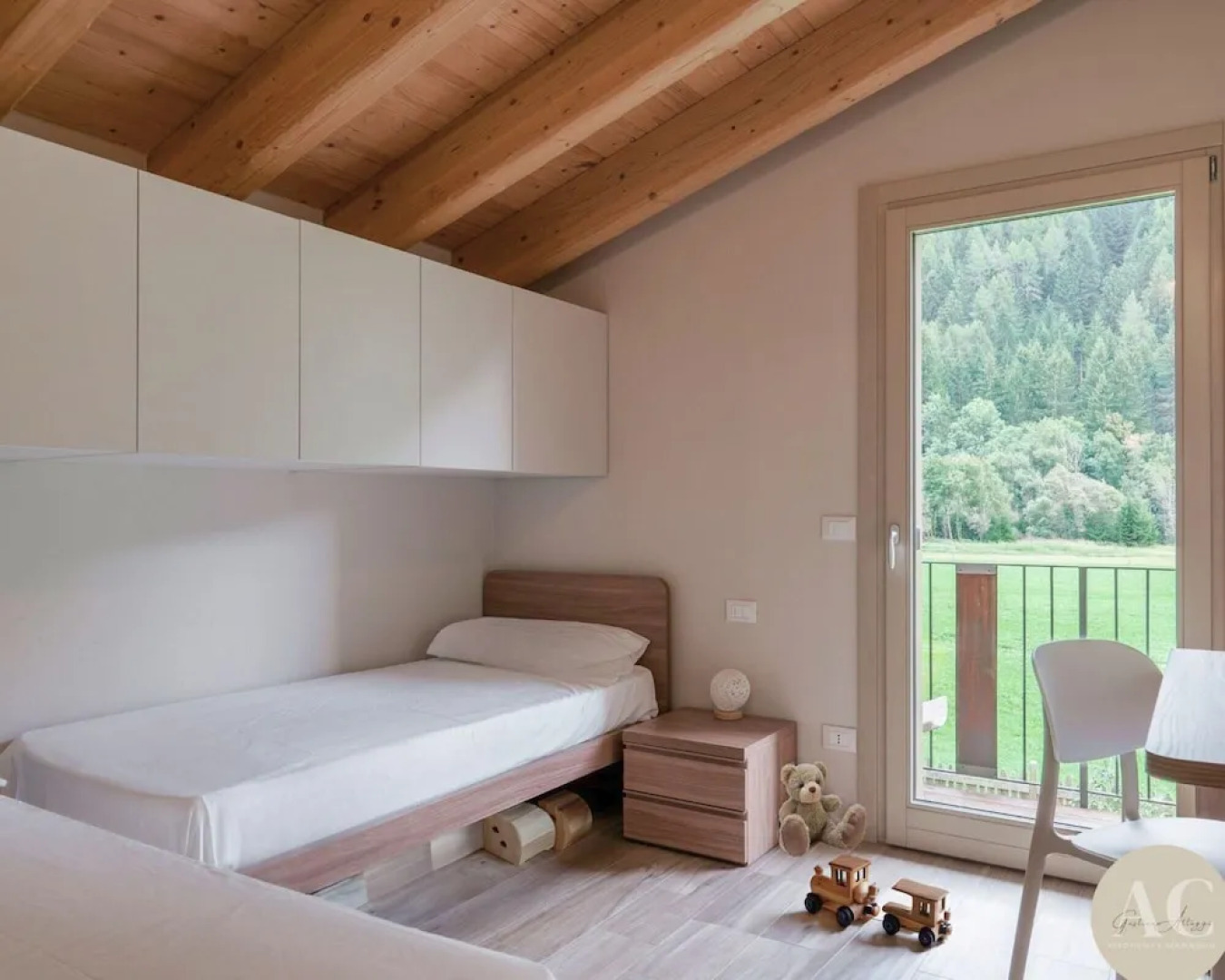 Olga s Chalet in Vione