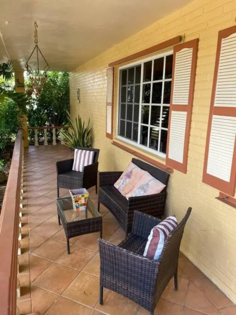 Your Cozy Spacious home with Heated Pool