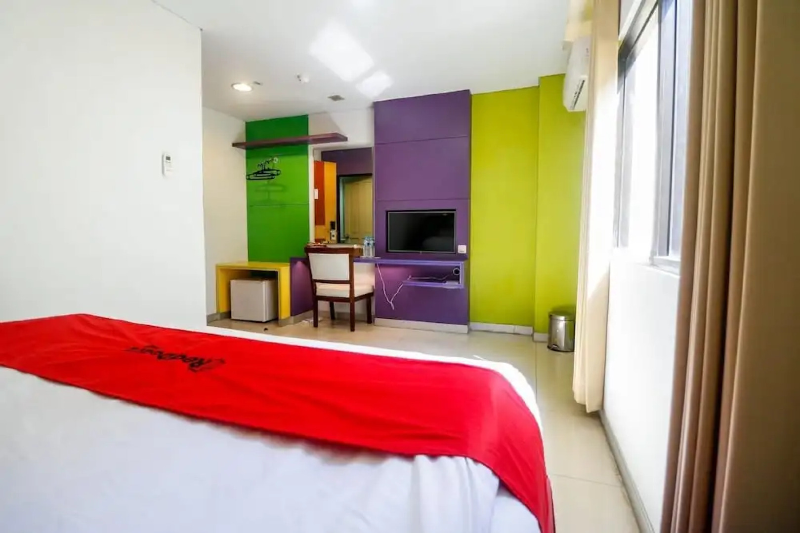 RedDoorz Plus near Universitas Lambung Mangkurat