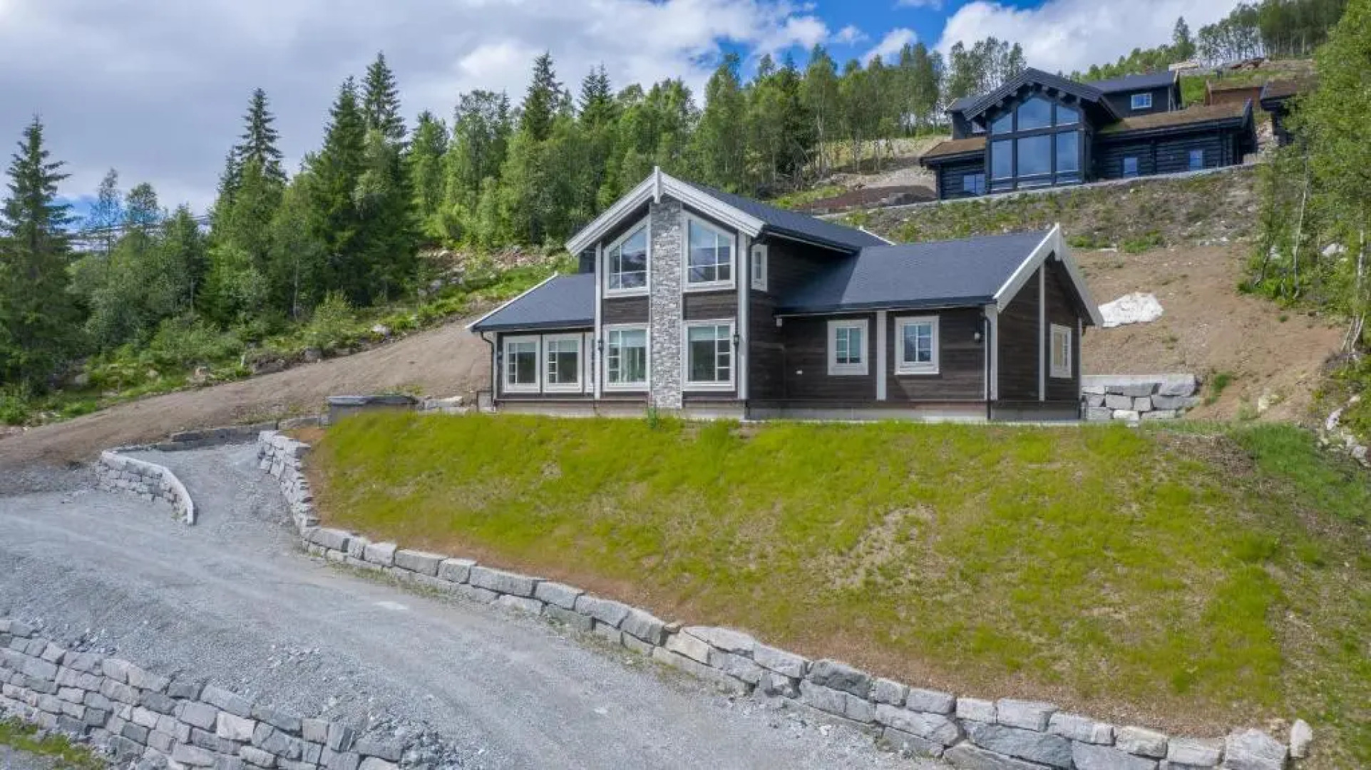 Rolfhytta - Fosskamben 19