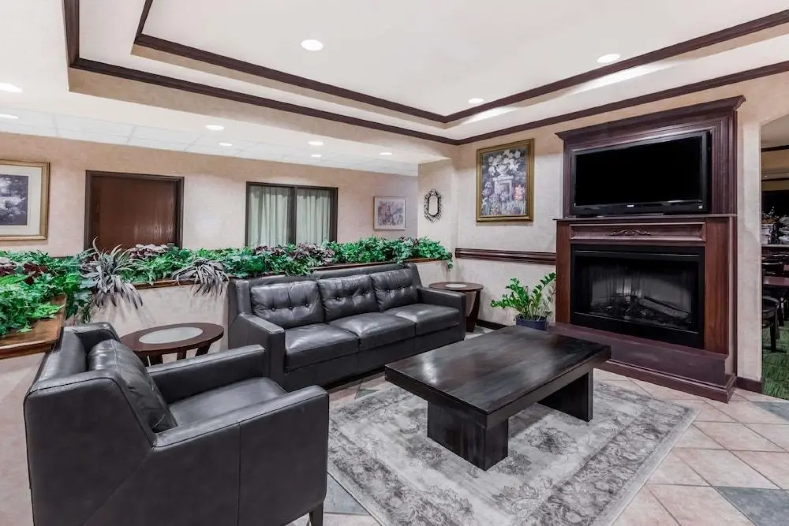 Baymont Inn And Suites Grand Rapids