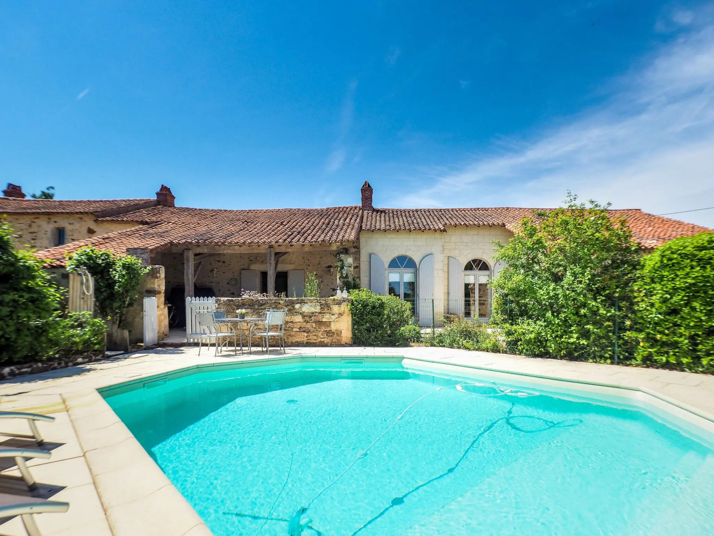 Holiday Home in Saint-laurent-de-la-salle With Pool