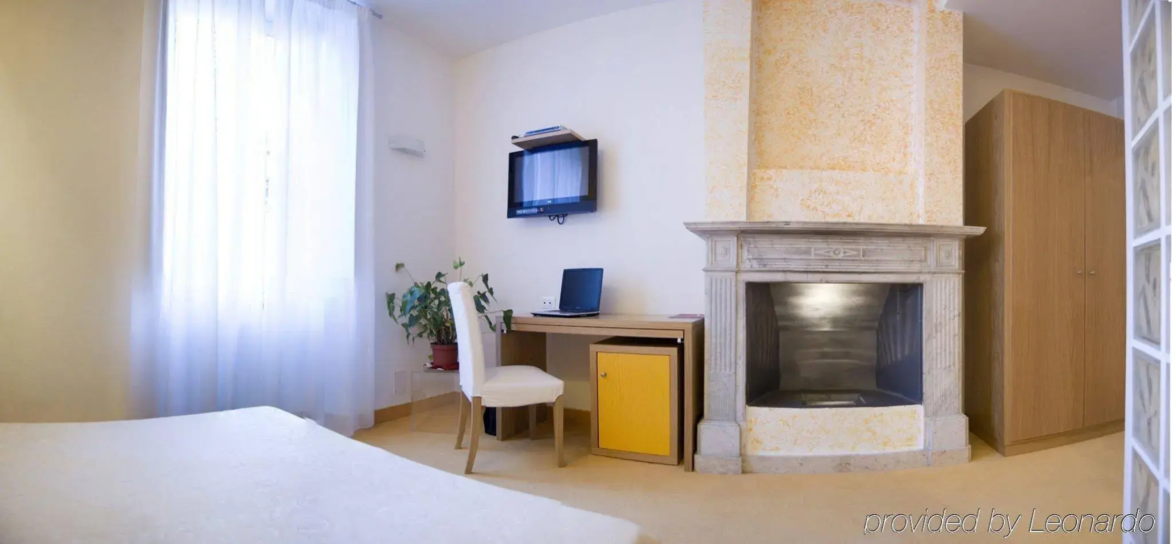Residenza Domizia- Guest House