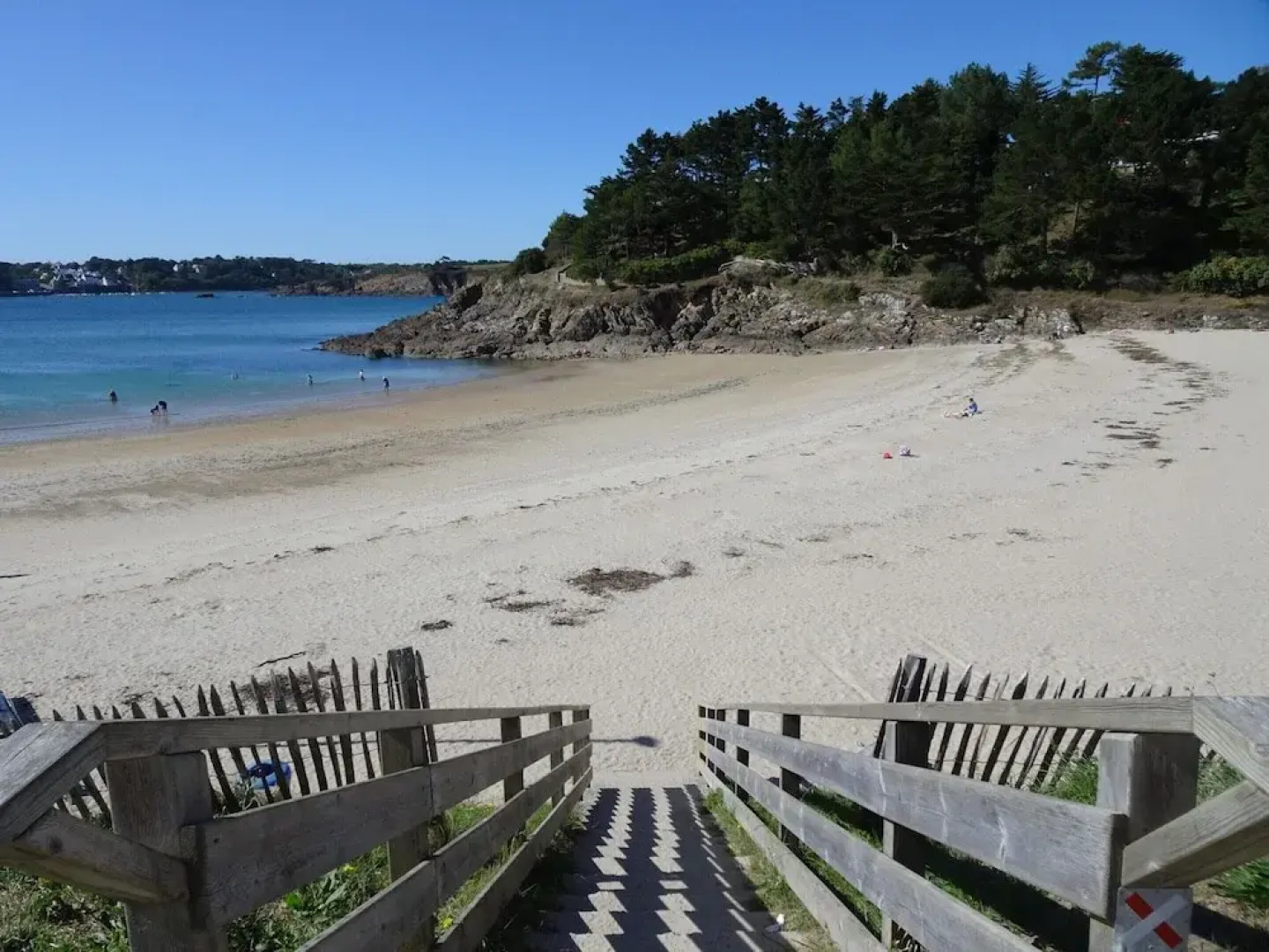 Holiday Home in Kerfany Near Beaches & Trails