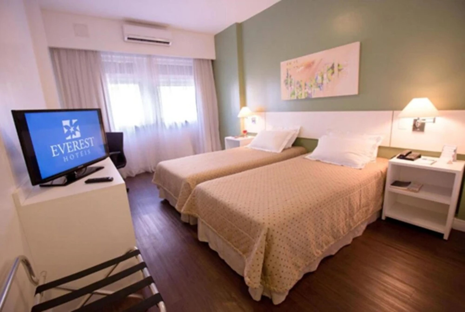 Everest Porto Alegre Hotel