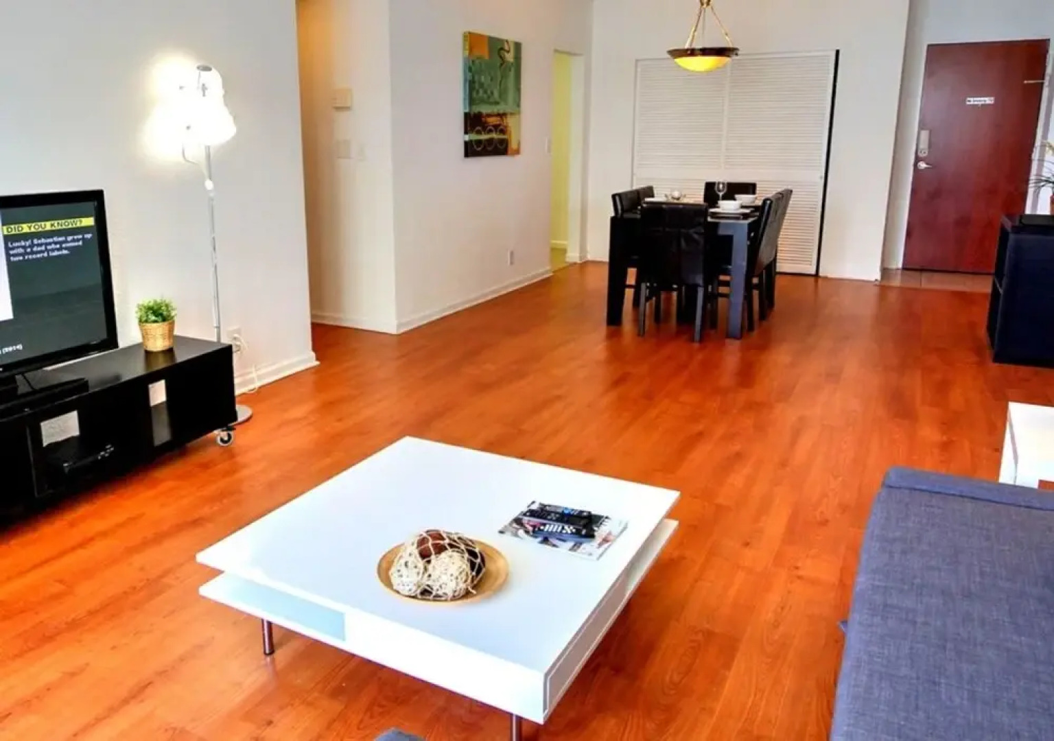 The Tides on Hollywood