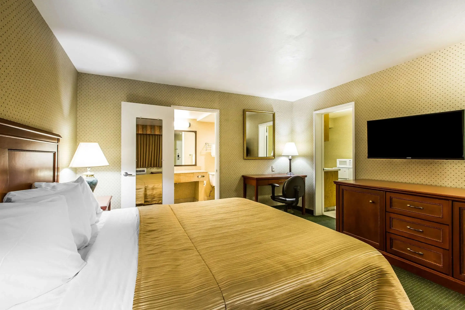 Quality Inn Near China Lake Naval Station