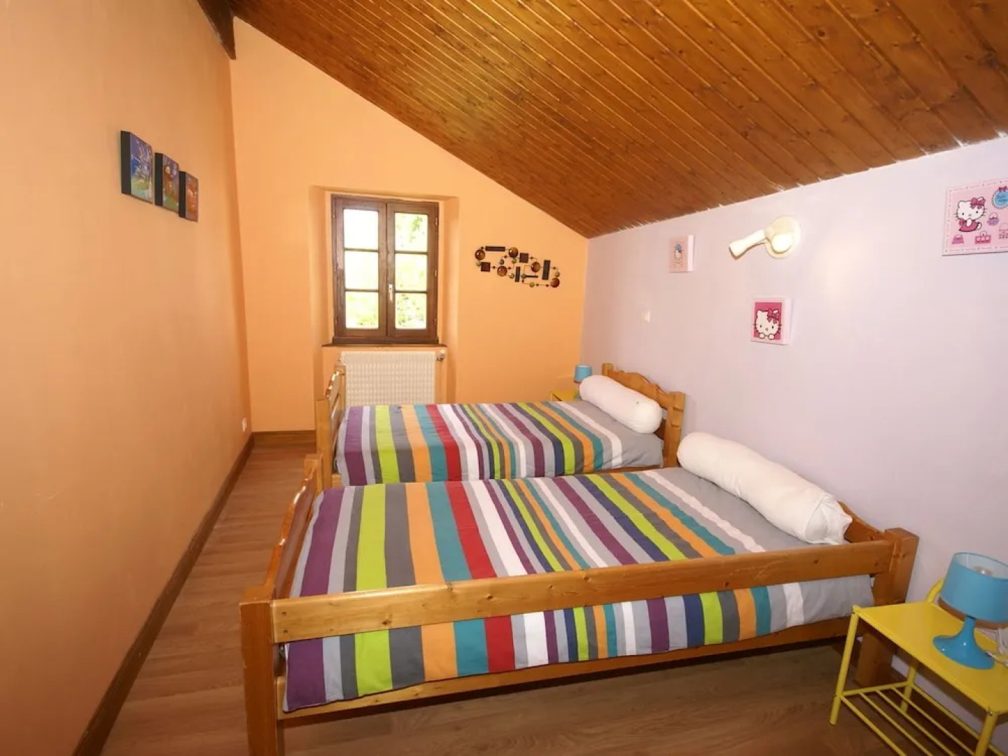 Atmospheric Holiday Home With Private Swimming Pool and Covered Terrace