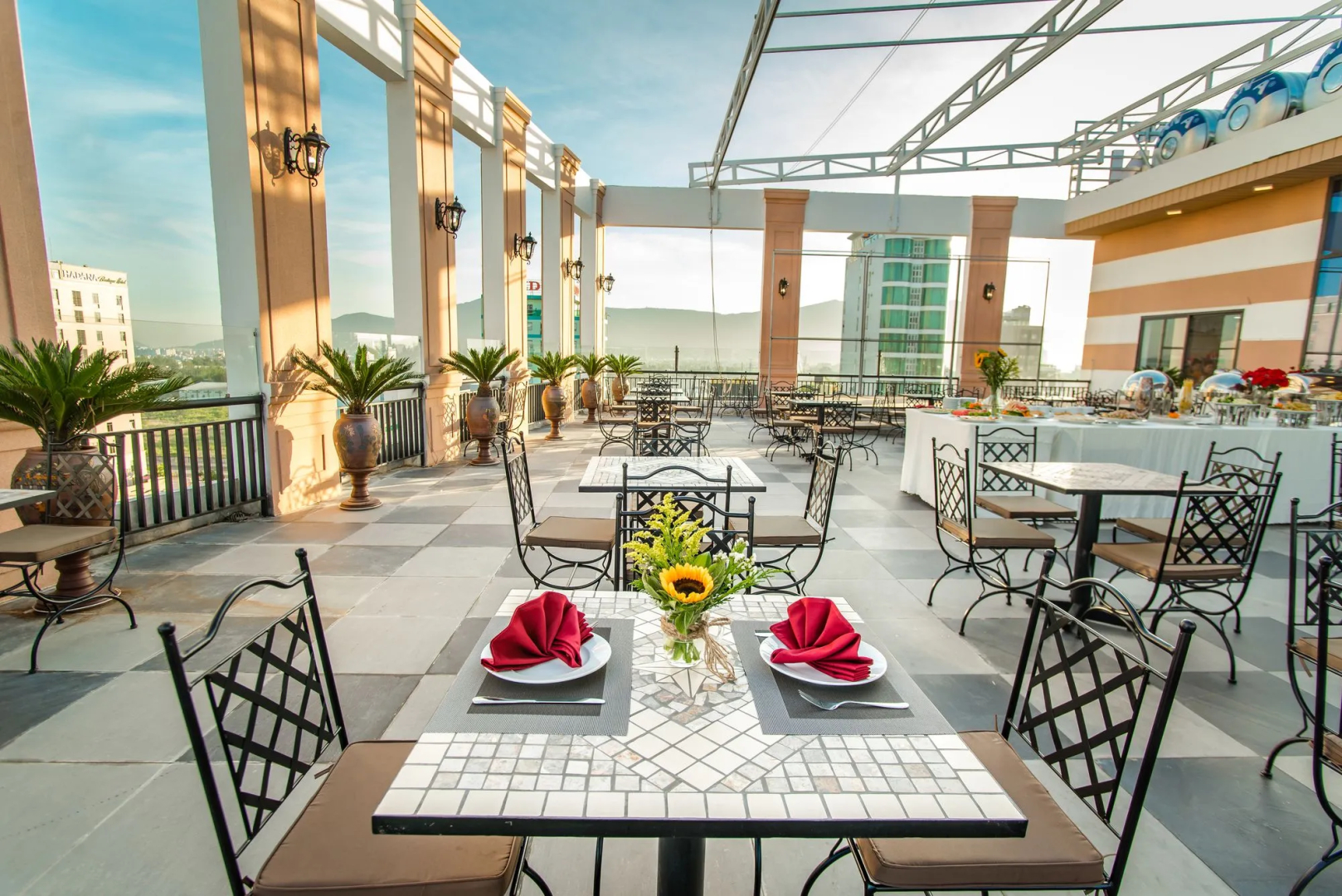 Ngoc Lan Hotel