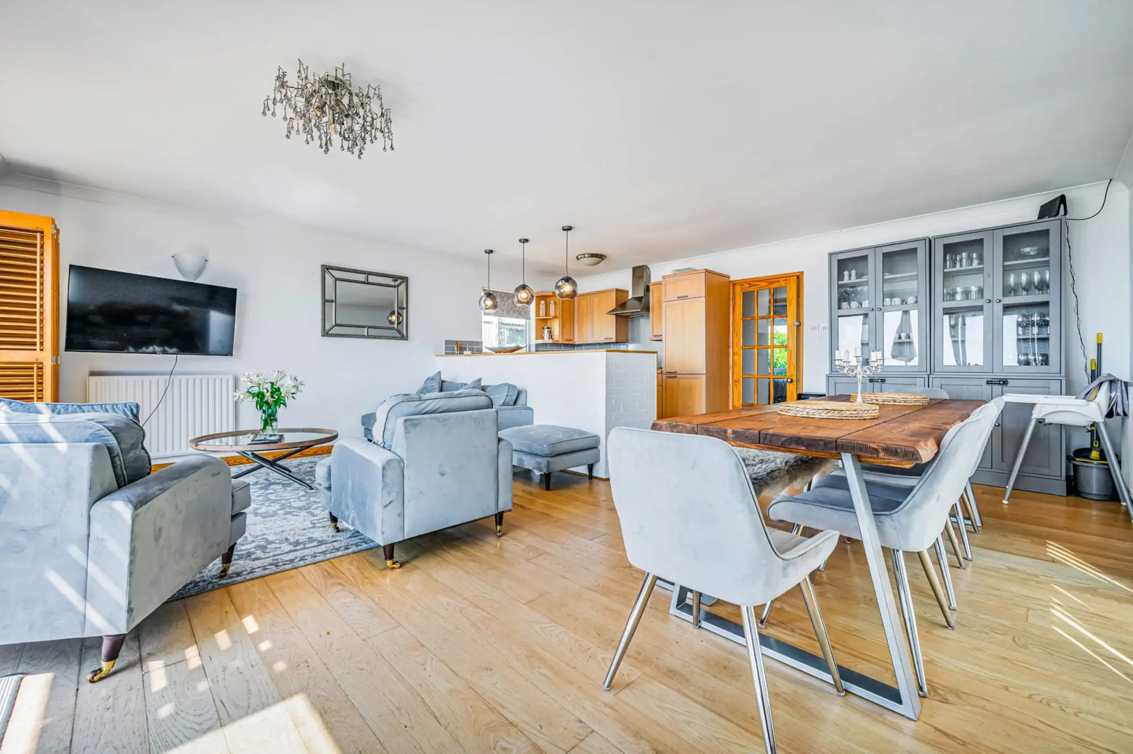 Pebbles View Overlooking the Beautiful Pevensey Bay Beach