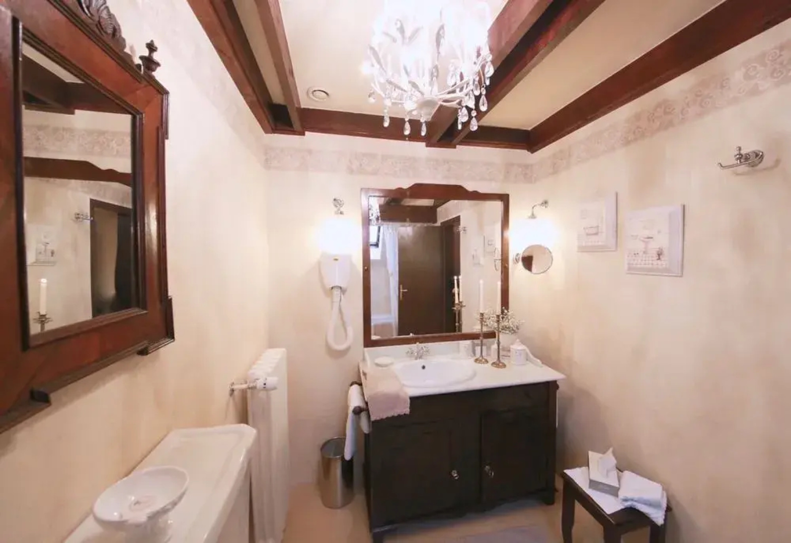Hotel Kendov Dvorec