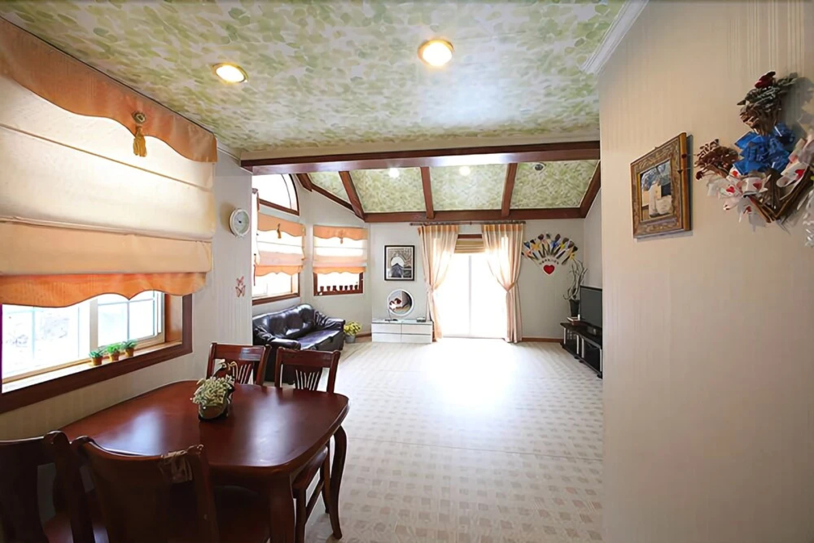 Jeongseon Attrie Amitie Pension