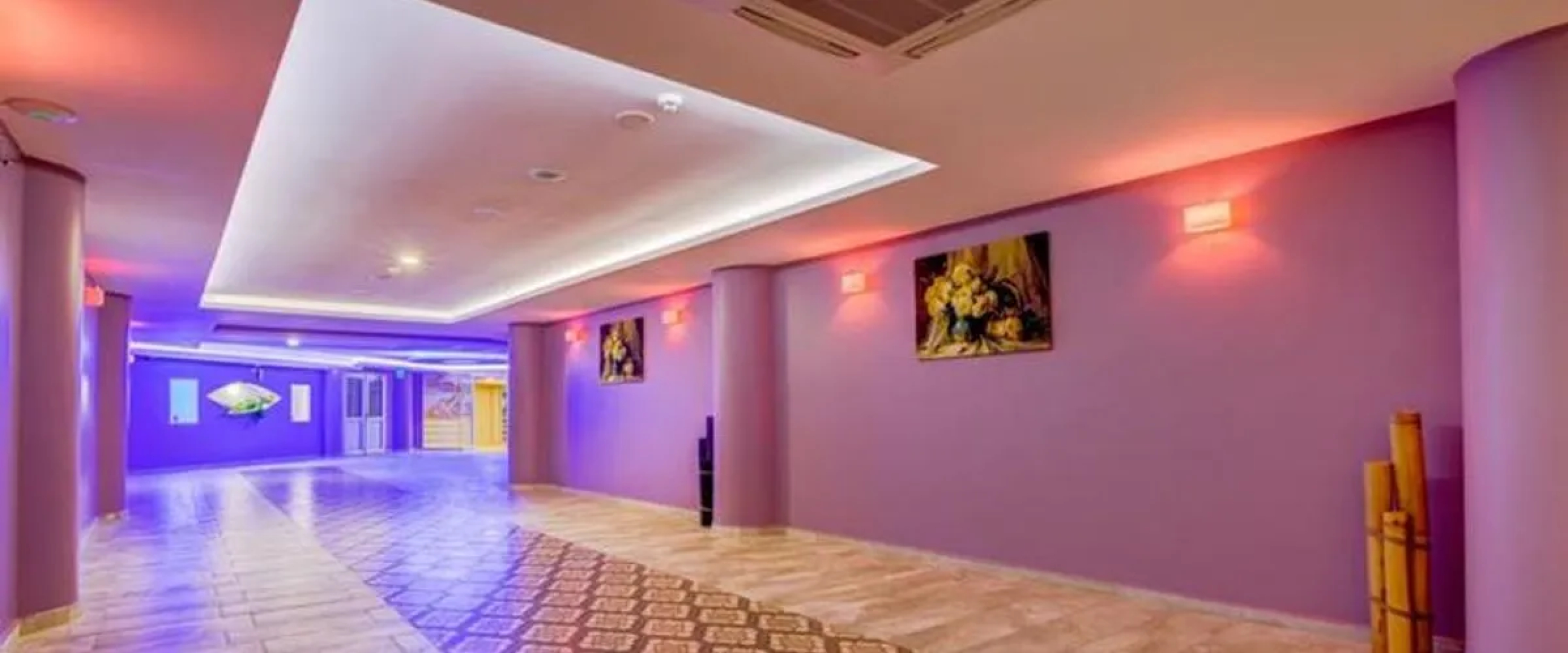 Kaynesia Hotel