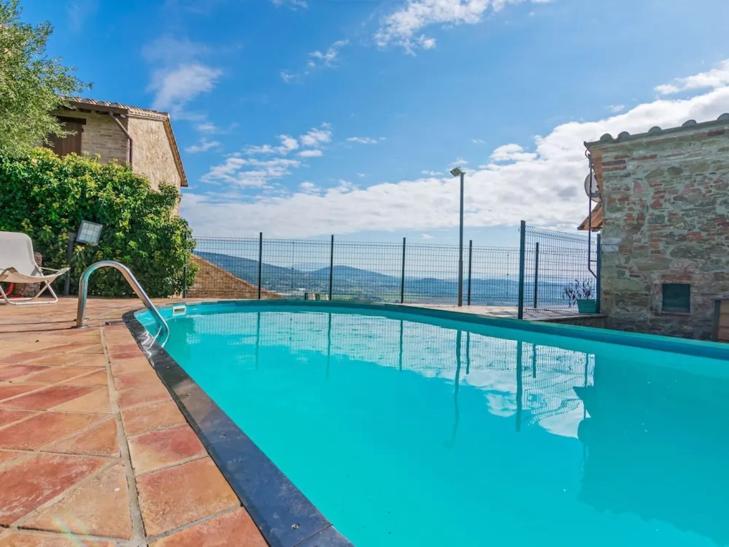 Rustic Holiday Home in Corciano with Swimming Pool