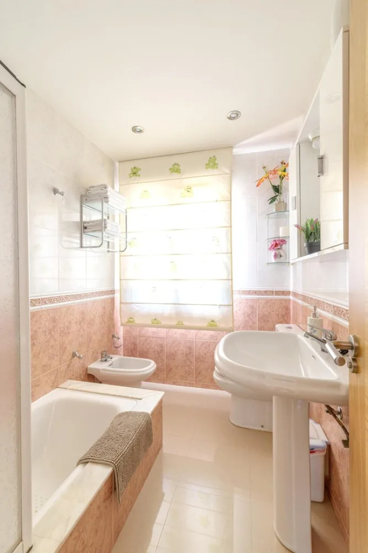 House With 4 Bedrooms in Sanjenjo, With Shared Pool, Enclosed Garden and Wifi