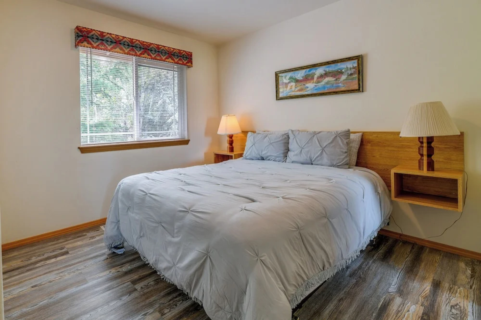 Resort-style Klamath Falls Home, Golf Course View!