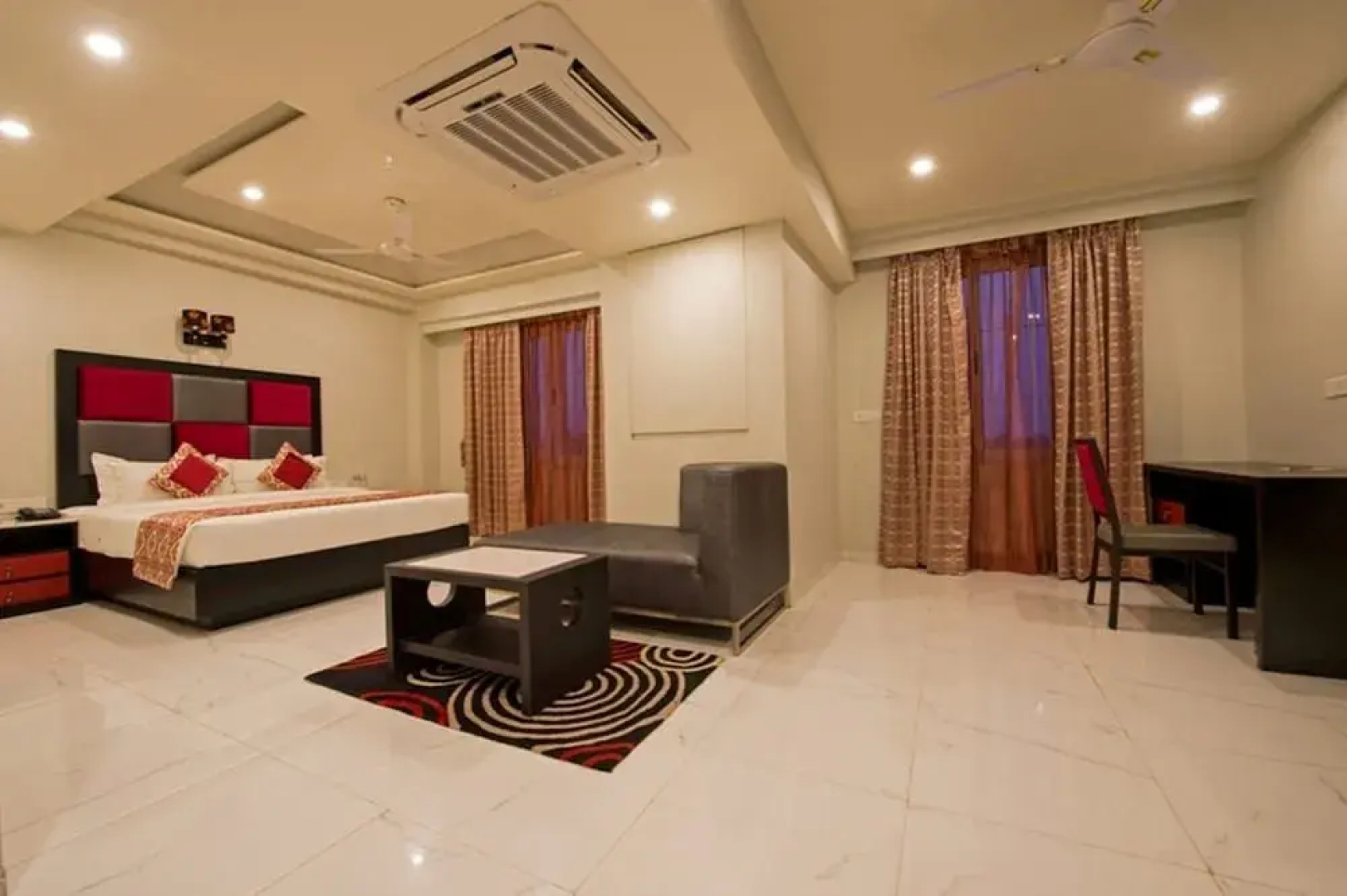 Regenta Inn Vadodara