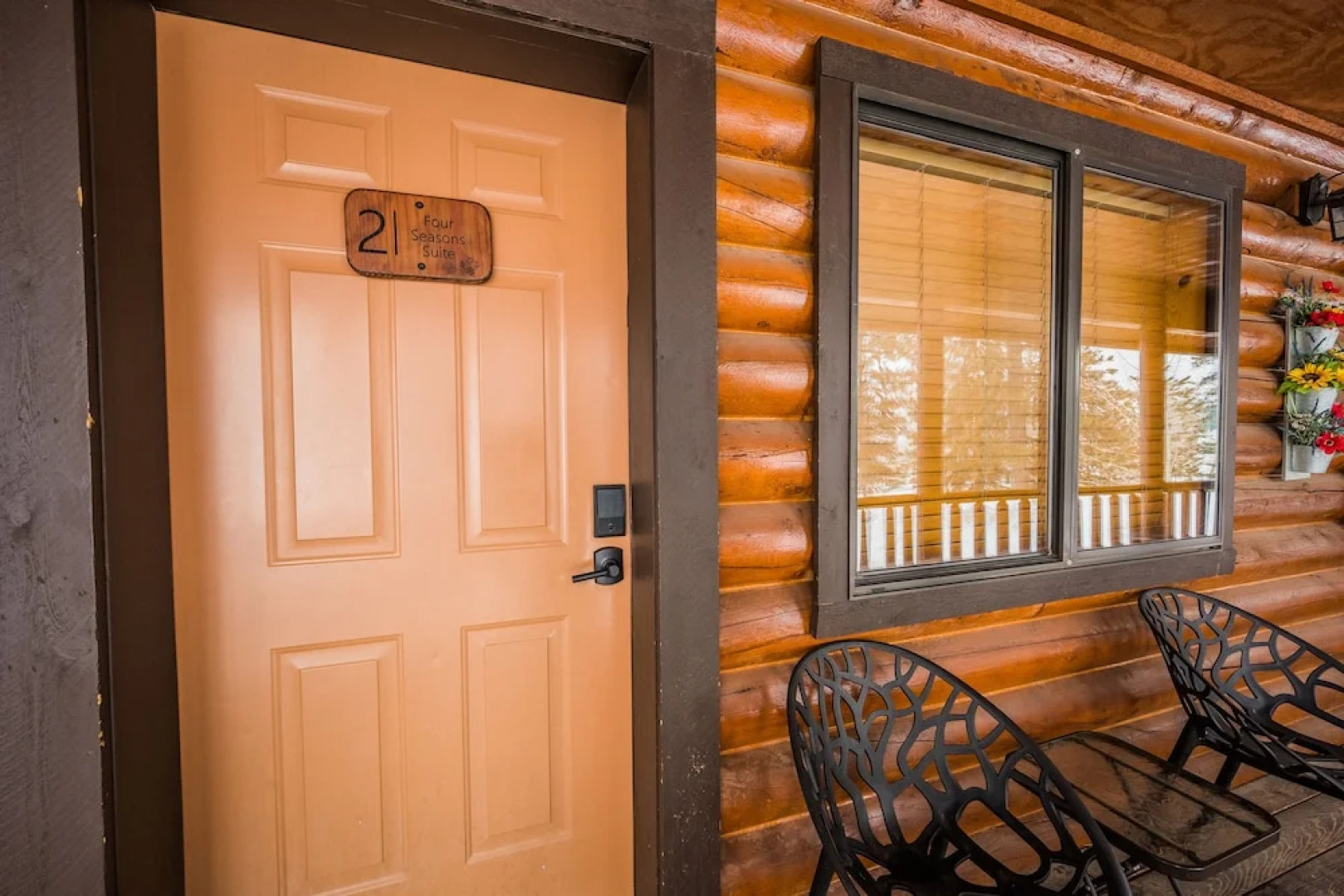 Duck Creek Village Inn